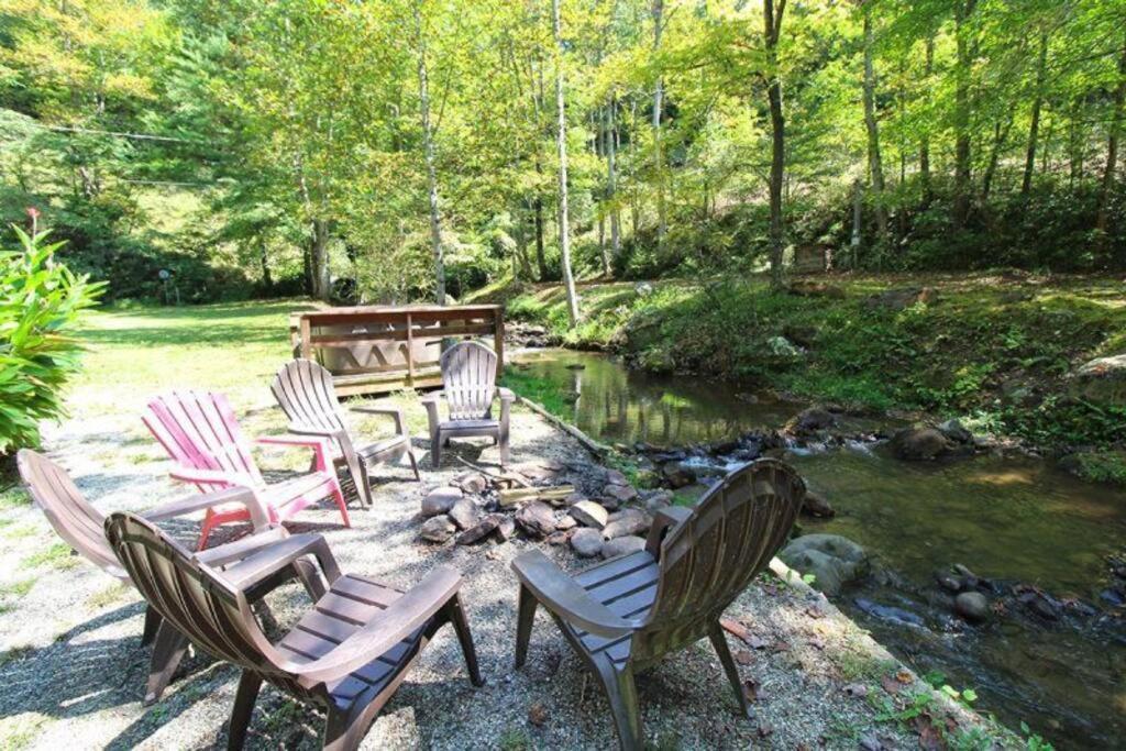 Creekside 1920'S Farmhouse Villa Bryson City Exterior photo