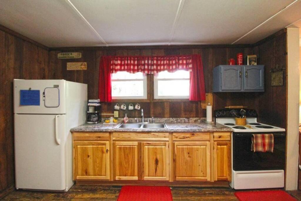 Creekside 1920'S Farmhouse Villa Bryson City Exterior photo